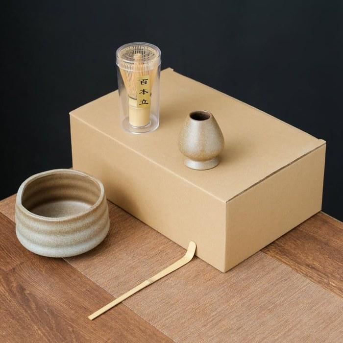 [Shozen] Matcha Set 4-Piece Matcha Bowl, Chasen (100-Prong), Chasen Holder, Chashaku Iwa No Shiro