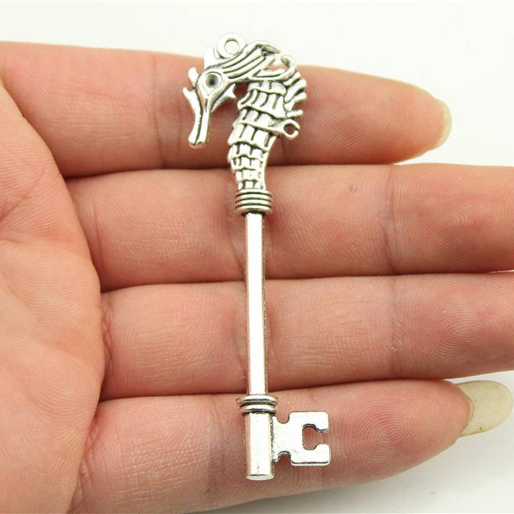 2pcs Charms Key Antique Silver Color Vintage Key Charms Pendant Jewelry Retro Key Charms For Jewelry Making