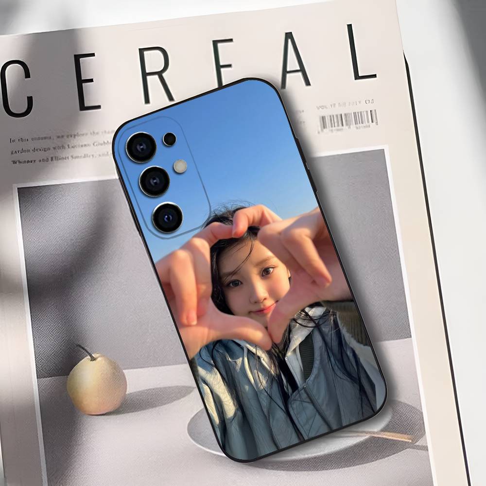 W-Wonhee Lee Won Hee Phone Case For Samsung S25,S24,S21,S22,S23,S30,Ultra,S20,Plus,Soft Silicone Black Cover