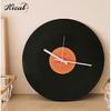 Reloj de pared de vinilo con diseño de puesta de sol, reloj retro de alta gama con soporte