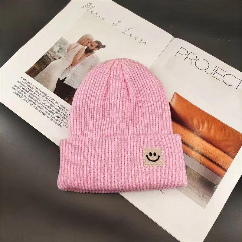 Ins Smiley Label Women's Woolen Hat, Trendy and Versatile Couple's Warm Hat, Korean Style Knitted Hat