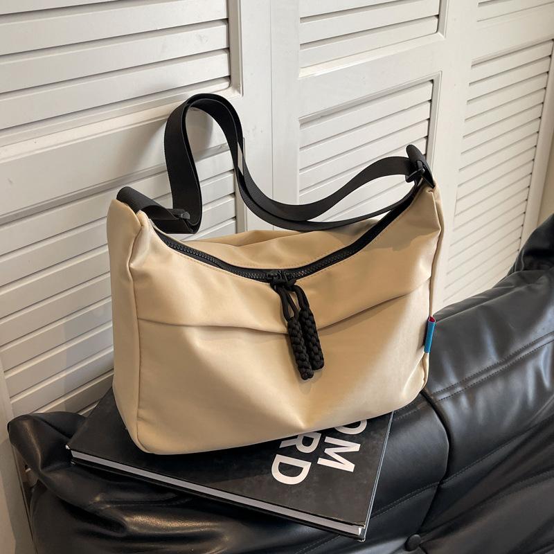 

Женская сумка-тоут большого объема, уличная мода, сумка-пельмень через плечо белый