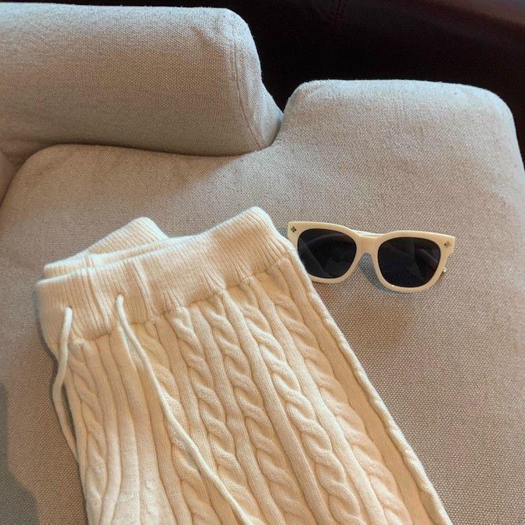 Korean Style Sweet Spicy Cable Knit Wide-Leg Elastic Waist Shorts for Women - Slimming & Casual, Early Autumn 2025.