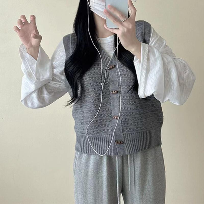 Podzimní korejská móda Pletená Retro vesta Ženy Nový design Volný All Match Svetr Bez rukávů Vesta Estetický roh Knoflík Vintage Cardigan