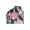 Nike Abbigliamento sportivo High School Basketball League Giacca in tessuto con stampa di fumetti Giacche da uomo nere CI9083-010