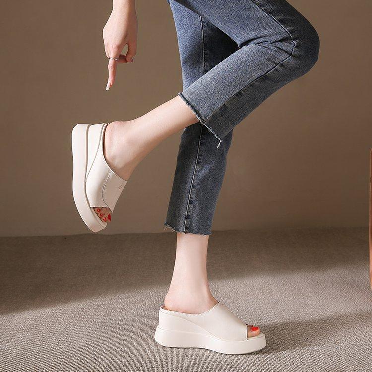 

2025 лето новые однотонные шлепанцы на платформе водонепроницаемые летние повседневные туфли популярный танкетка для улицы 42