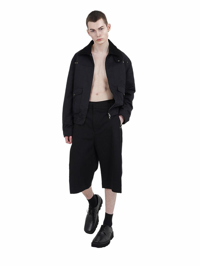 Chaenseseunoi Side Pleat Wide Fit Bermuda Pants Black/M251Pt05Bk