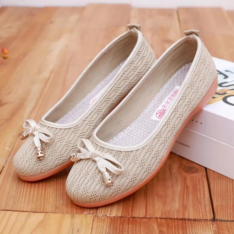 Women Cute Light Weight Anti Skid Red Retro Chinese Traditional Anti Skid Flat Shoes Lady Casual Comfort Shoes Ab506