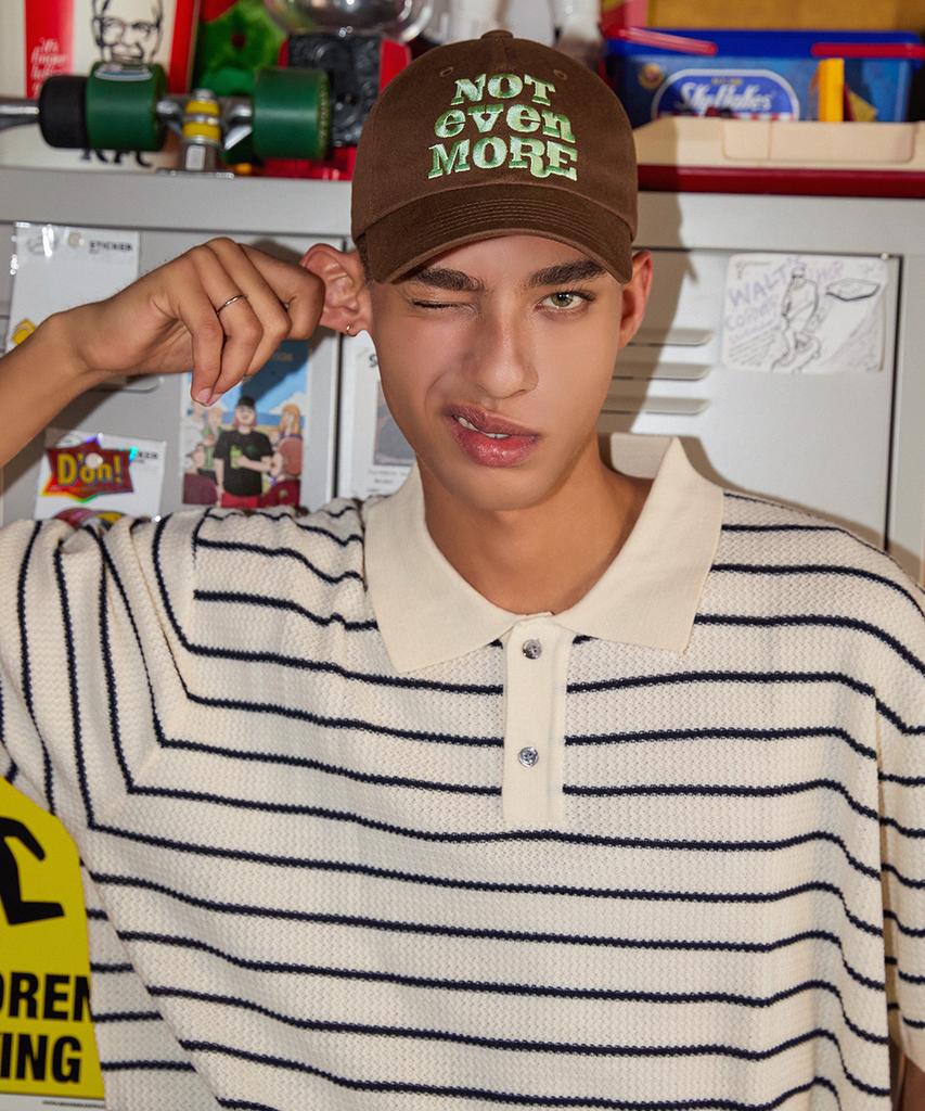 Nasibeunmoeo Point Line Ball Cap Brown
