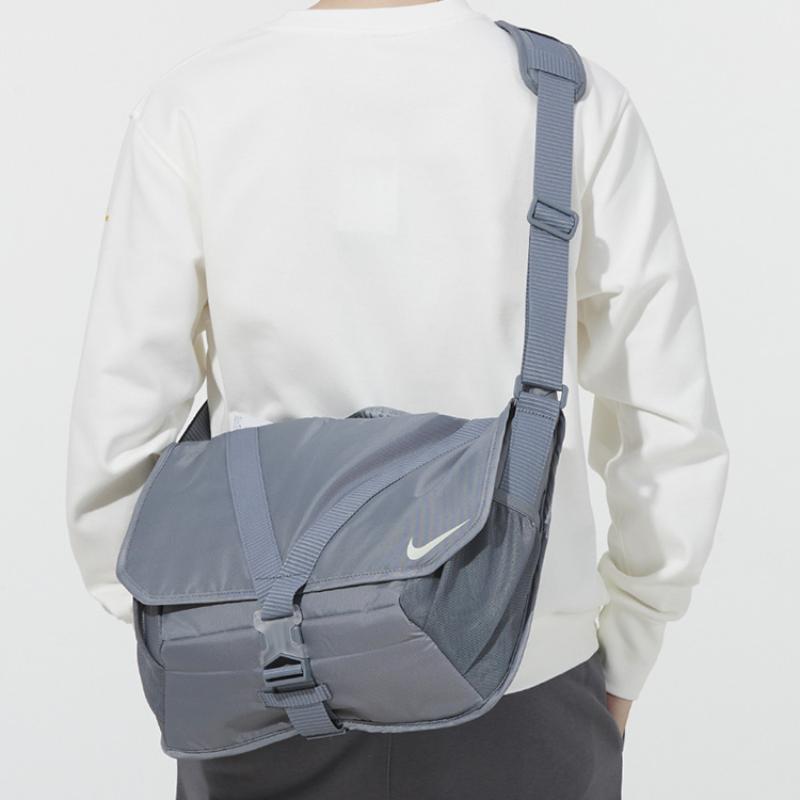 Nike Fabric Crossbody Bag, Shoulder Bag Unisex Aqua Blue Casual DB0498-065