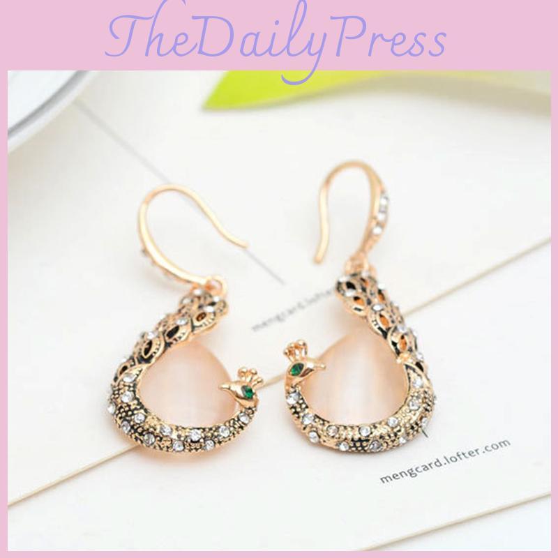 Luxuriöses Pfauenstil Damen Kristallschmuckset mit Halskette und Ohrringen für elegante Anlässe