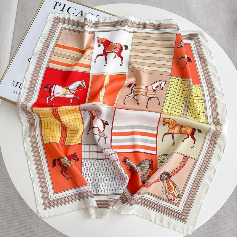 New Fashion Big-name Orange Horse Printing Square Scarf Simulation Silk Texture Scarf Women Wear 71 * 71 Silk Scarf