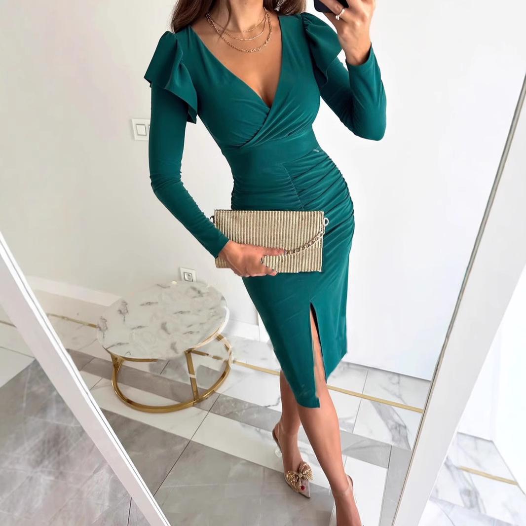 

Autumn 2025 V-Neck Waist-Cinching Slit Long-Sleeved Dress S