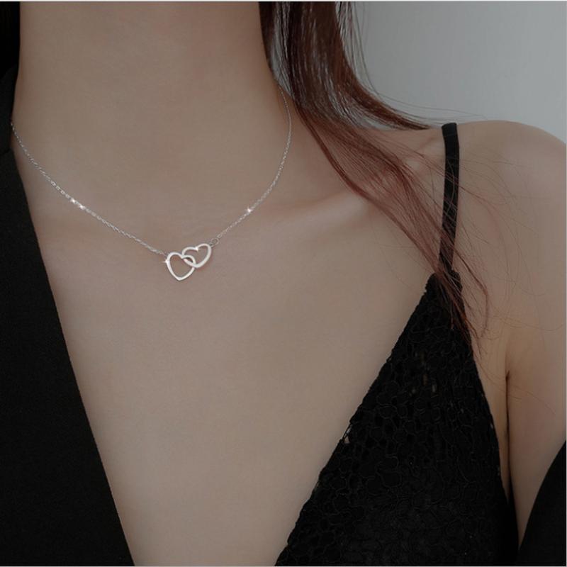 New Shiny Butterfly Necklace Ladies Exquisite Double Layer Clavicle Chain Necklace Jewelry for Ladies Gift