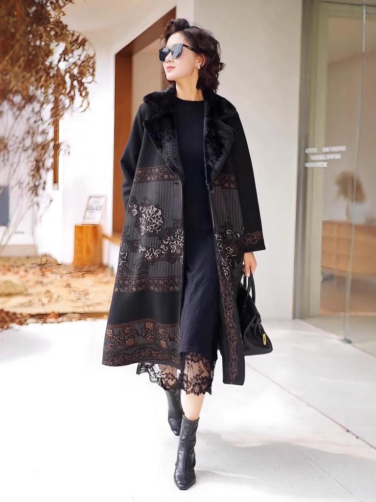 Women's Retro Plus Size Woolen Trench Coat - Fleece-Lined, Stylish & Warm Winter Outerwear