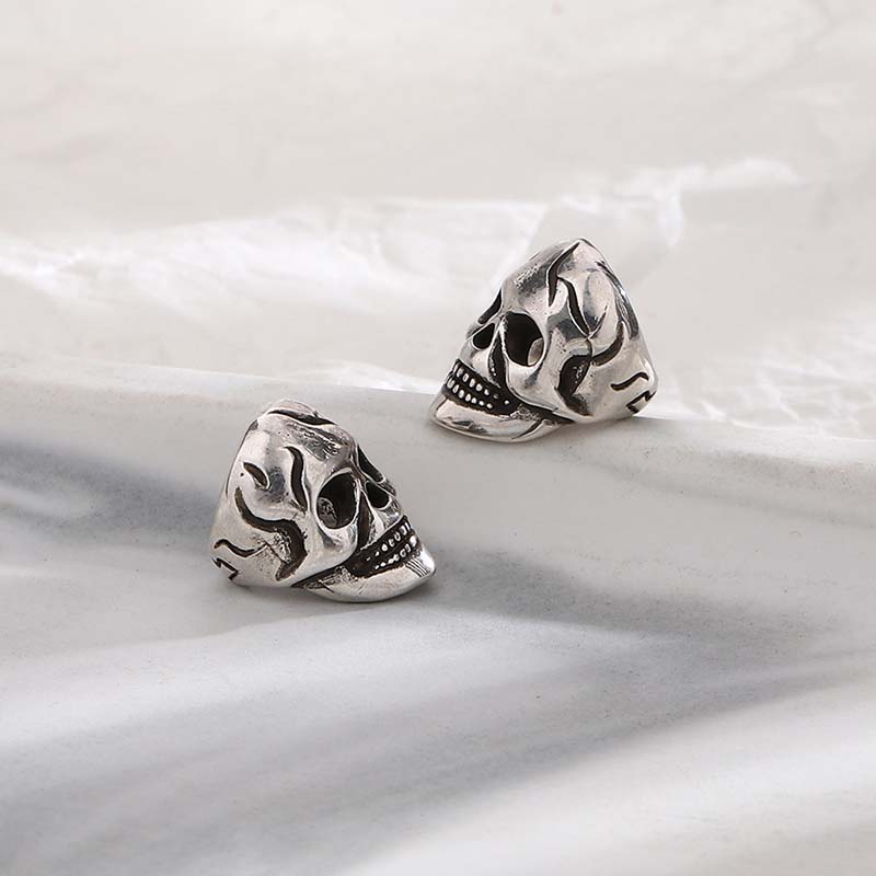 Punk Skeleton Clip Earrings for Women Vintage Hollow Mask Earring Couple Funny Ear Accessories Trendy Halloween Party Jewelry