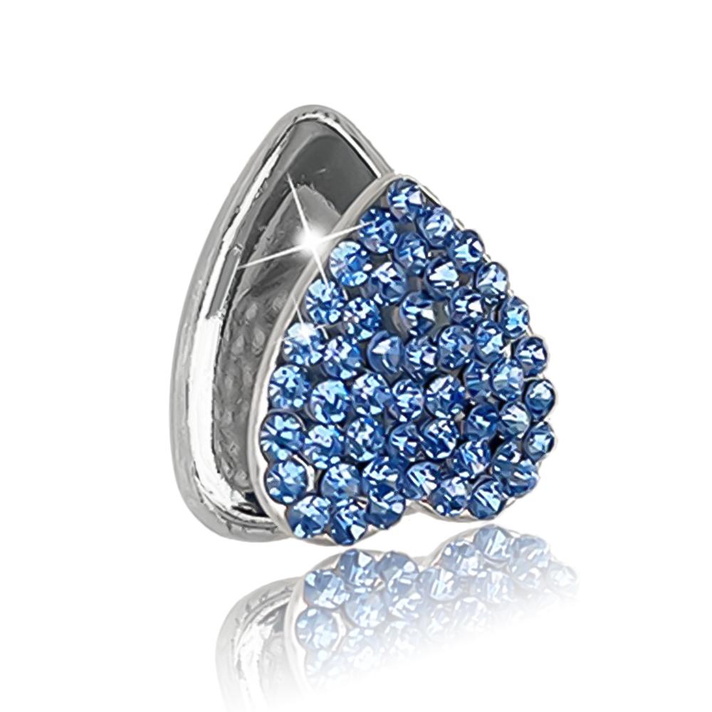 

Интерьер автомобиля Love Hook