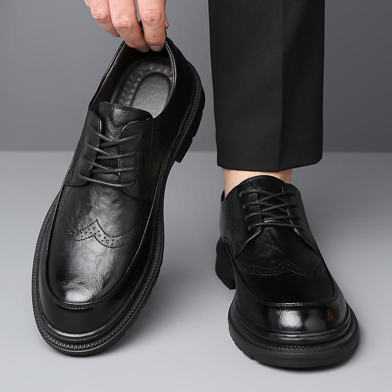 Men's Business Leather Shoes Classic casual style Office high-quality thick soled shoes Outdoor Fashion Brogue Versatile
