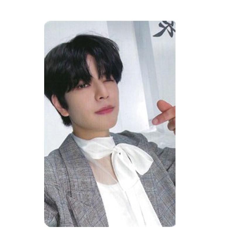 

Бездомные дети : Специальная официальная фотокарточка PILOT и неизданная фотокарточка Rockstar (Саундвейв Специальный) SEUNGMIN (ROCKSTAR)