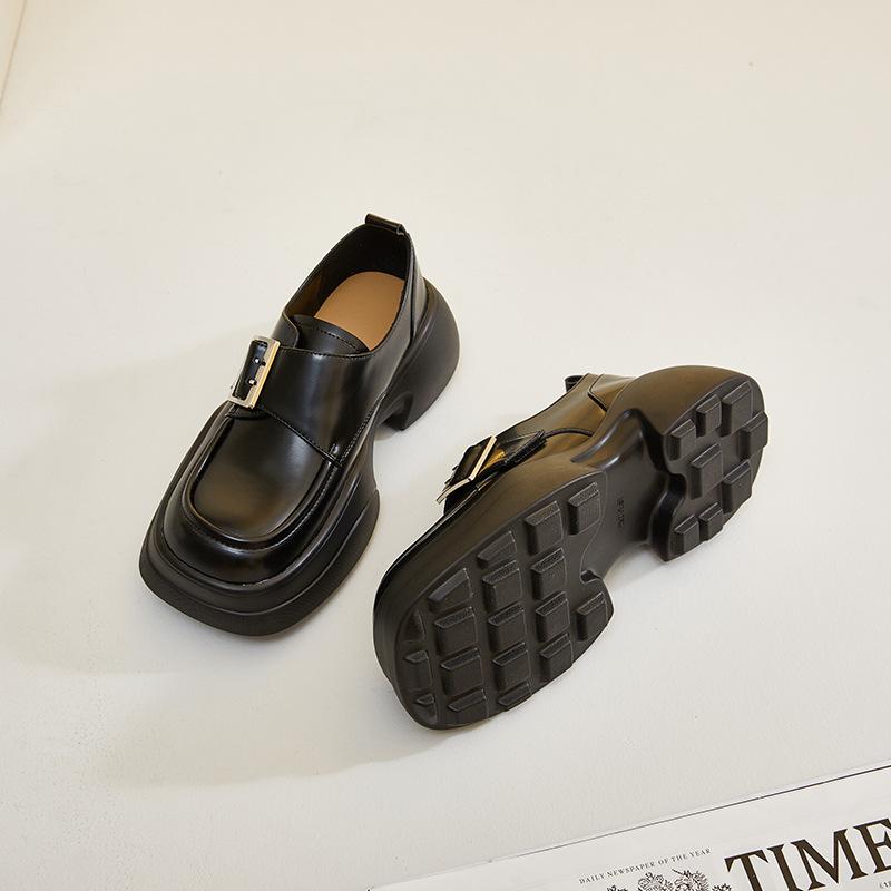 Leather platform British small leather shoes women's 2025 new glossy loafers muffin soft sole big head black leather shoes women