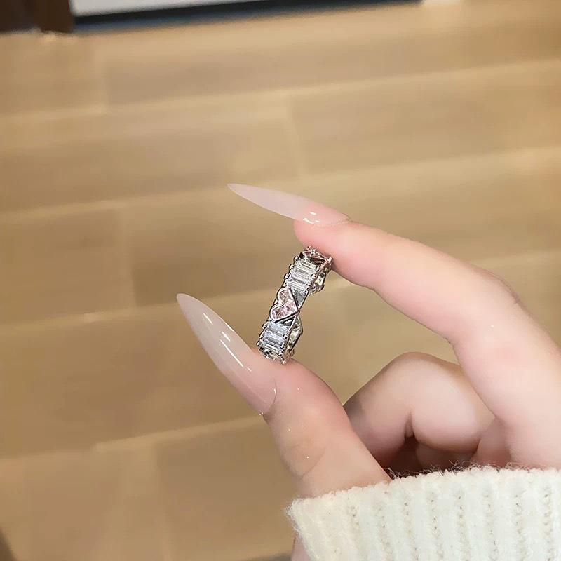 Micro-Inlaid Zircon Fashion Open Ring - Adjustable Luxury Index Finger Jewelry for Women
