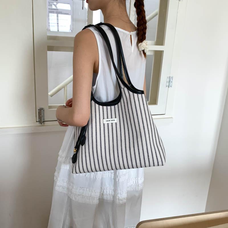 Striped canvas bag women's large-capacity new summer versatile shoulder bag college student class tote bag