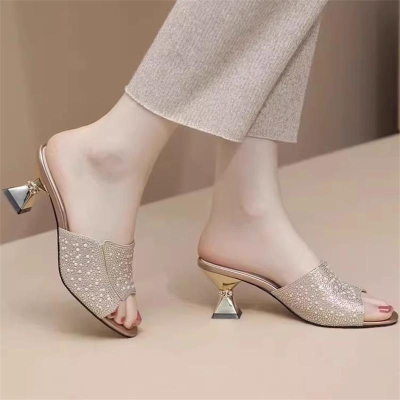 French niche temperament thick heel slippers sandals women's versatile comfortable rhinestone high heel cool slippers summer wear one-word drag