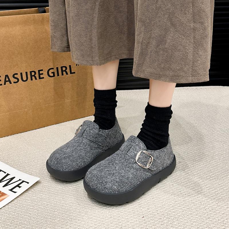 Fashion Winter New Flat Shoes Women's Fashion Round Head Suede Deep Mouth Metal Buckle Thick Soled Cotton Shoes