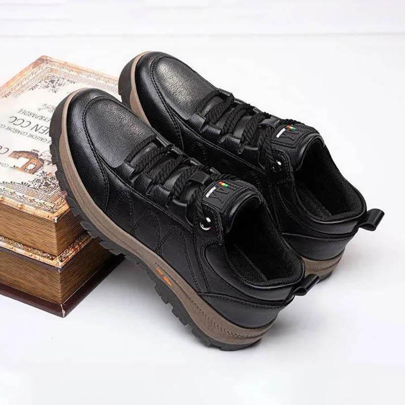 Podzimní a zimní pánské kožené boty Ležérní mokasíny Neklouzavá měkká podešev Obuv pro středního a staršího tatínka Ploché boty