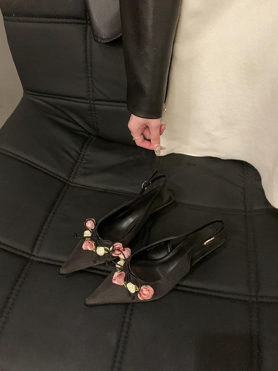 

Красивые феи туфли на высоком каблуке сумка голова сандалии женская обувь 2025 новый летний новый китайский острый носок одинарные туфли 35 чёрный