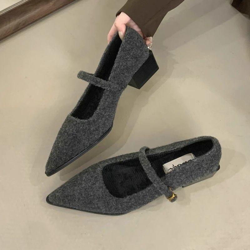 Internet celebrity explosion retro foot set with skirt single shoes Korean shallow mouth one-word buckle lazy shoes