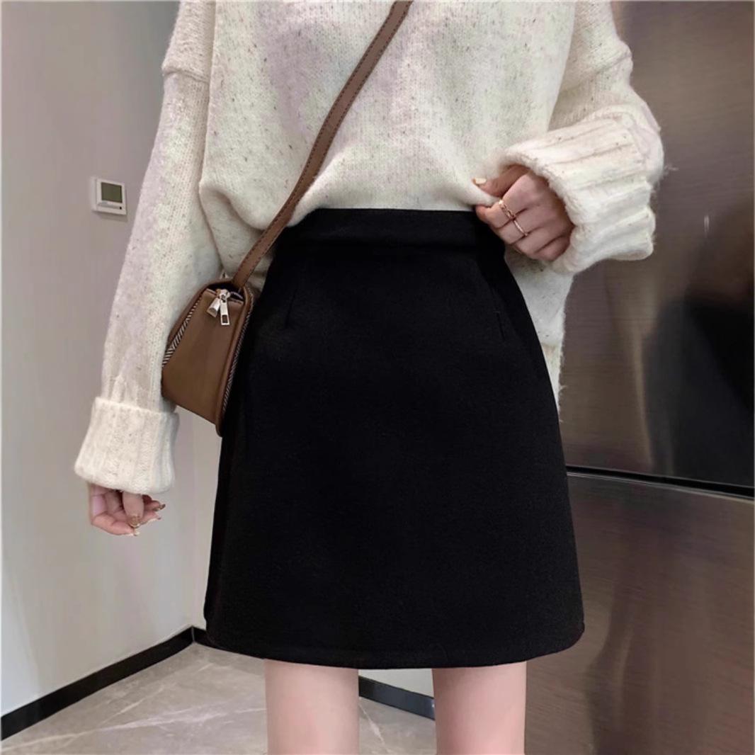 

Versatile Black Woolen A-line Midi Skirt for Women - High Waist, Slimming, Trendy 2024 Autumn Winter Style XS [recommended 70-80 lbs]