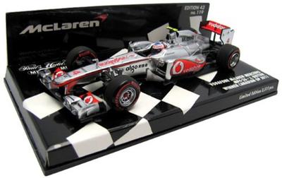 PMA Vodafone McLaren Mercedes Zwycięzca GP Kanady 2011 Ukończony produkt 1/43 MP4-26 J.Button