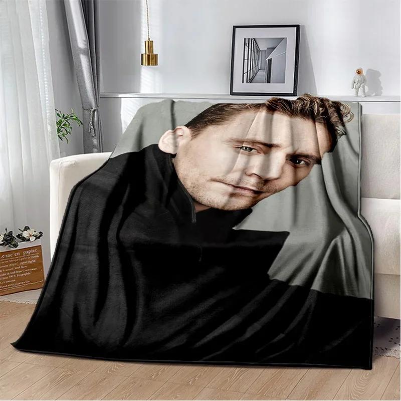 Tom Hiddleston Collage Plaid Actor Soft Plush Blanket,Flannel Blanket Throw Blanket for Living Room Bedroom Bed Sofa Picnic Kids
