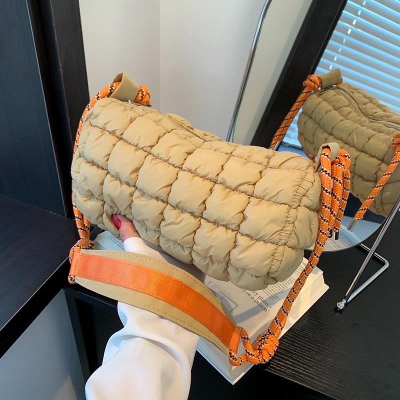 Summer Cloud Small Bag Women's New Diamond Shoulder Cylinder Pillow Bag Niche Versatile Pleated Messenger Bag