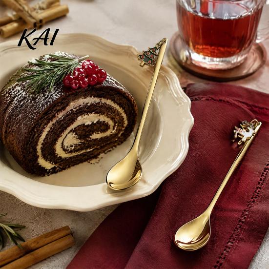 Kitchen Gadgets for Parties 4Pcs Christmas Stainless Steel Spoons, Coffee Stirring Xmas Dessert Teaspoons Serving Spoons with Gift Box, Holiday