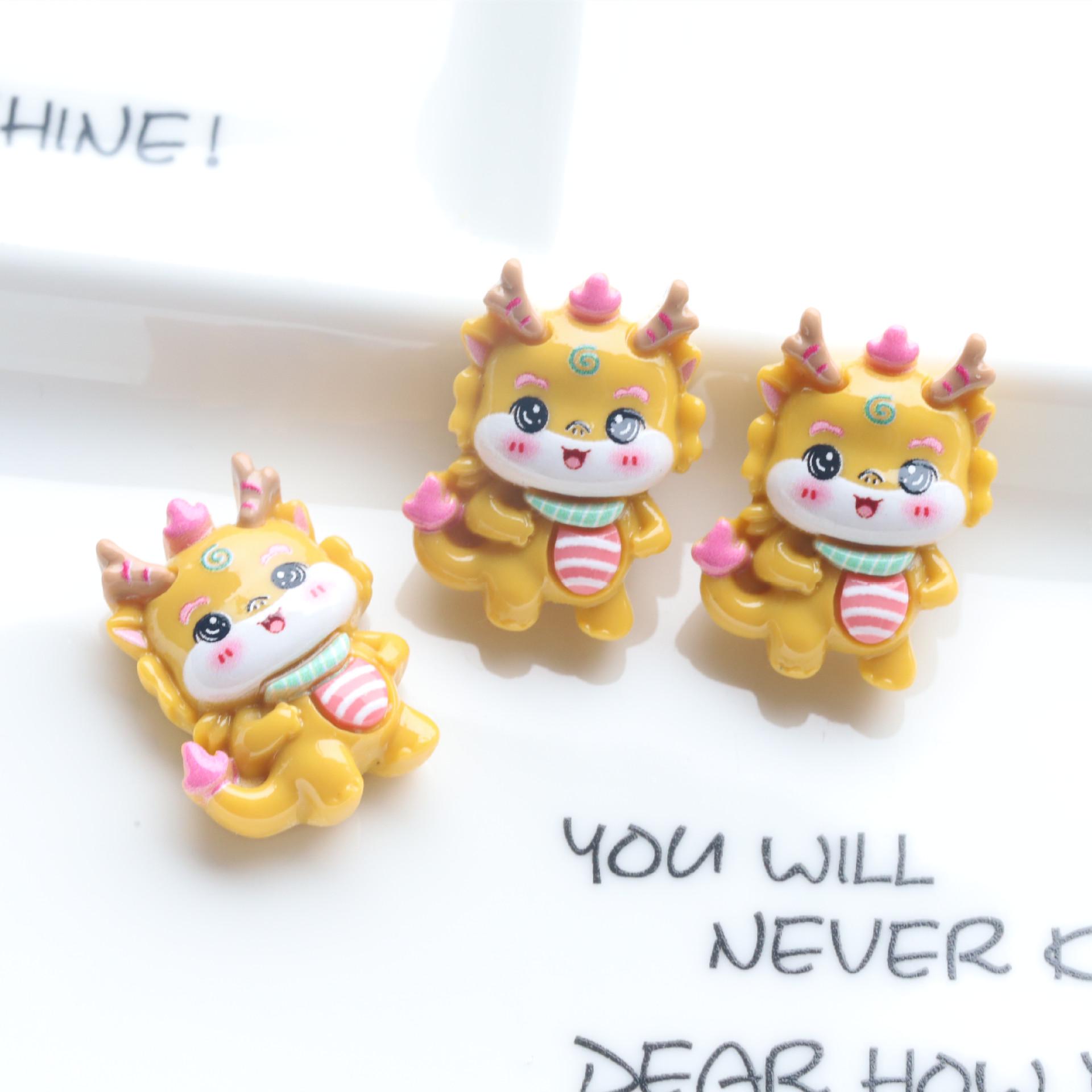 

Ювелирные изделия с изображением мультяшного дракона: Симпатичная заколка и кольцо для волос из смолы DIY Kit 2.0cm x 2.8cm жёлтый