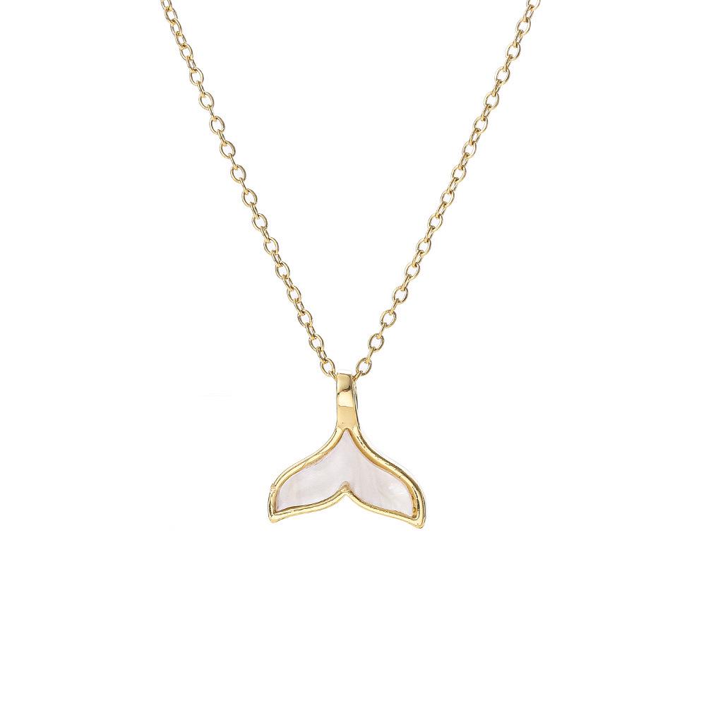 Korean Fishtail Pendant Necklace: Versatile Women's Retro Clavicle Chain in Light Luxury Style