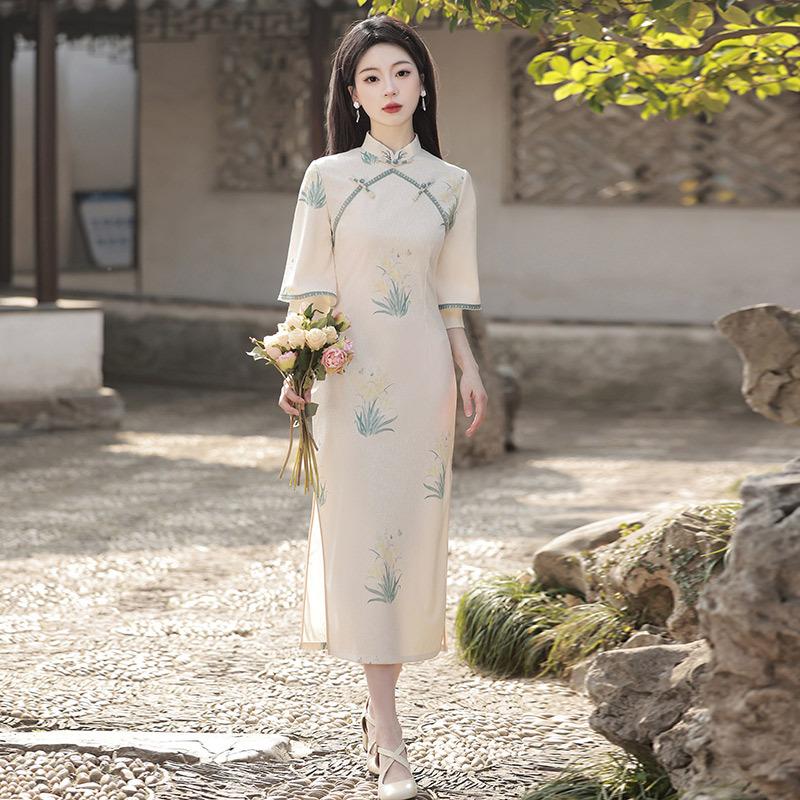 High-end national style new Chinese long autumn long-sleeved cheongsam improved young women s high-end sense retro slim spring and autumn S