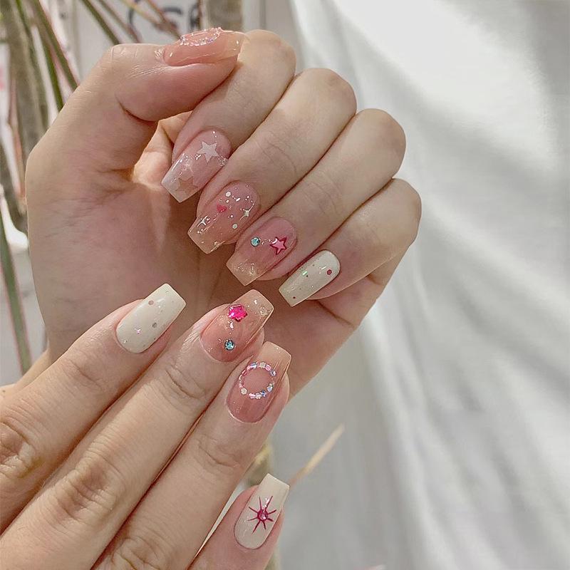 Medium Length Handmade Press-on Nails with Pure Desire Color and Diamond Star Stickers, Removable Whitening Nail Tips