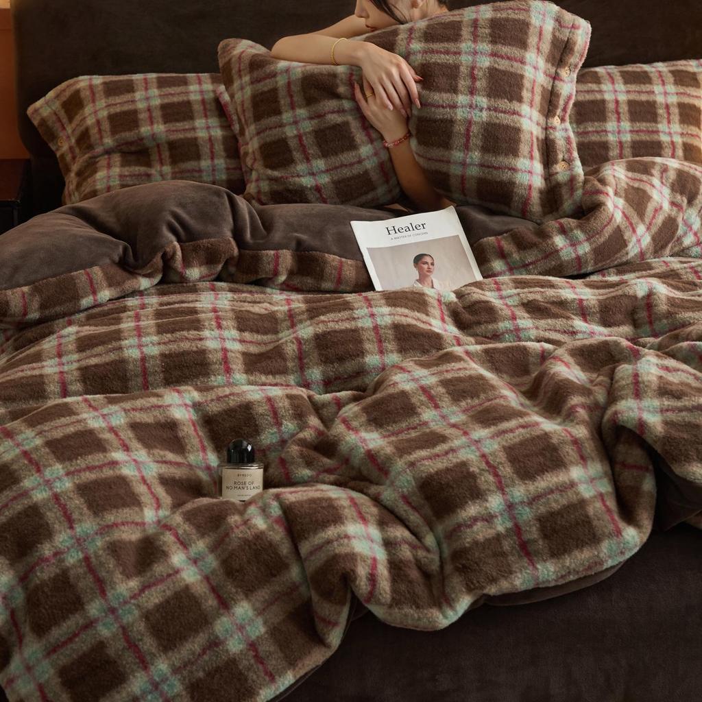 Class A Winter Thickened Milk Velvet 4-Piece Bedding Set: Double-Sided Fleece Duvet Cover, Coral Fleece, Mother and Baby Grade, Warm and Cozy