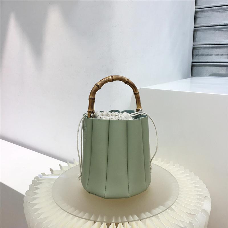 Geantă de mână din piele moale, din bambus, la modă, pentru femei, cu temperament nou, versatilă, plisată, crossbody, geantă de mână