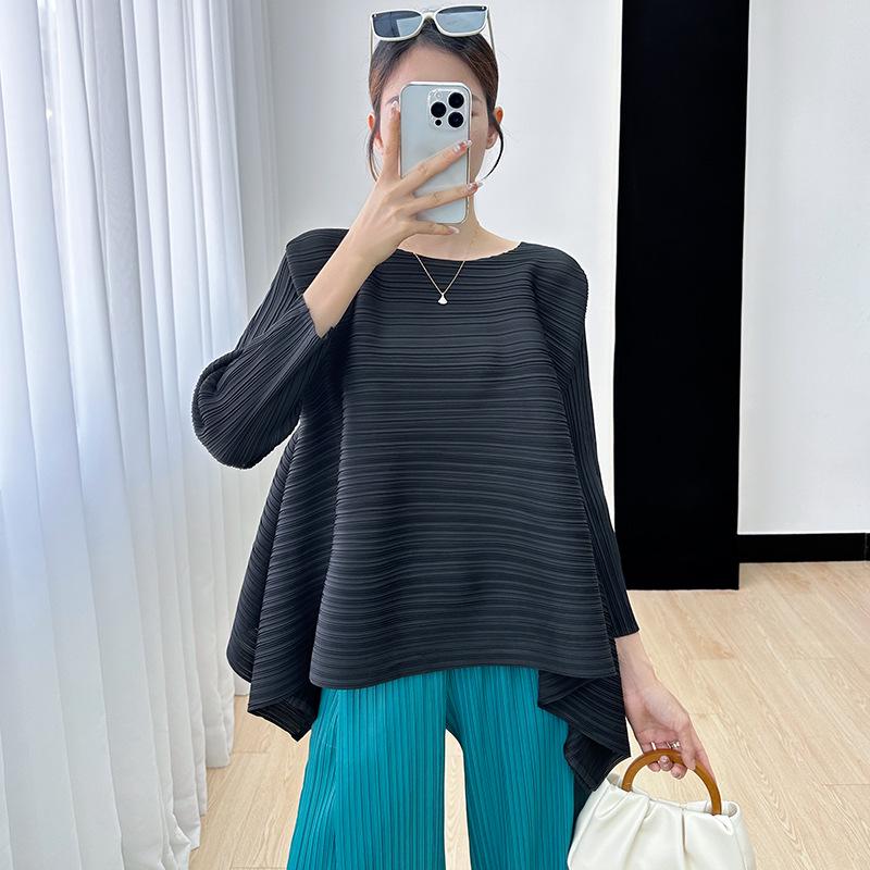 

Miyake 2023 Летний Женский Плиссированный Топ Большого Размера с Круглым Вырезом - Удобный, Повседневный и Модный One Size