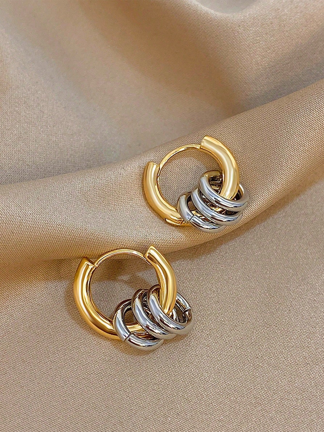 

1Pair Golden Hoop Earrings Small Silver Hoops For Women Hypoallergenic Hoops Earrings Elegant And Simple Jewelry Birthday Wedding Party Gifts one-size