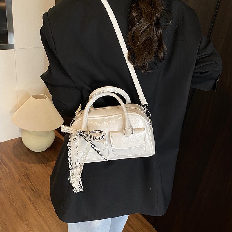 Fashion Multi-pocket Handbag Women's New Versatile Shoulder Messenger Bag