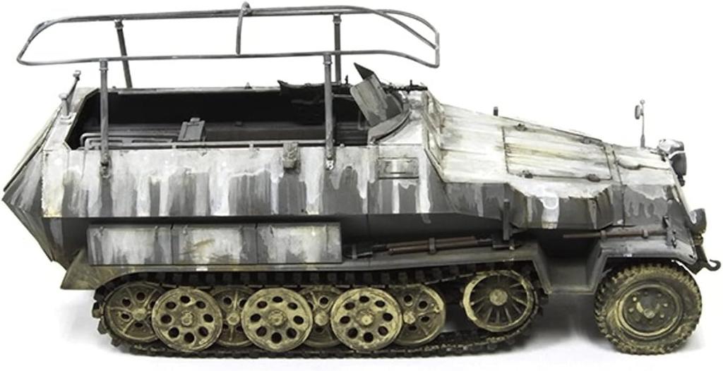 AFV Club 1/35 Sd.Kfz.251/3Ausf.C Radio Command Vehicle Plastic Model Kit