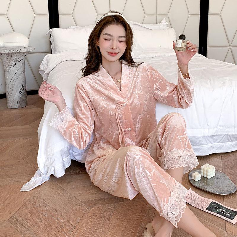 Elegant Autumn/Winter Women's Pajamas - Pure Desire, High-End Style with a Radiant Look