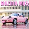 1/32 Mazda Miata MX5 Stopowy Model Samochodu Skala Diecast Miniaturowy Samochód Zabawka Pojazd Dźwięk i Światło Kolekcja Zabawka dla Dzieci Prezent