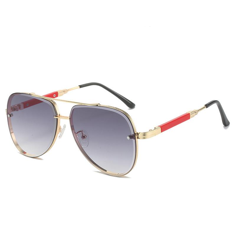 2025 New In Vintage Pilot Sunglasses for Women Modern Fashionable Square Golden Edged Purple Gradient Lens Glasses Gift