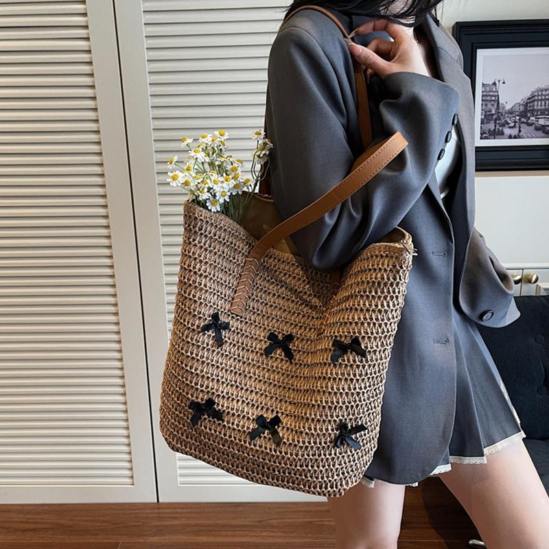 Yogodlns Summer Beach Large Capacity Tote Bag Women Shoulder Bag Handmade Woven Top-Handle Bags Raffia Boho Women Bag